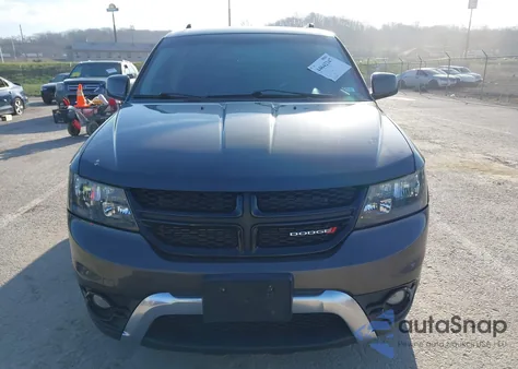 2017 Dodge Journey Crossroad Plus z USA, uszkodzony, nr VIN 3C4PDCGG2HT571737